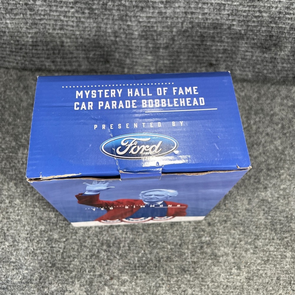 St. Louis Cardinals Hall of Fame Matt Holliday Bobblehead Mystery SGA Car Parade - Picture 6 of 12